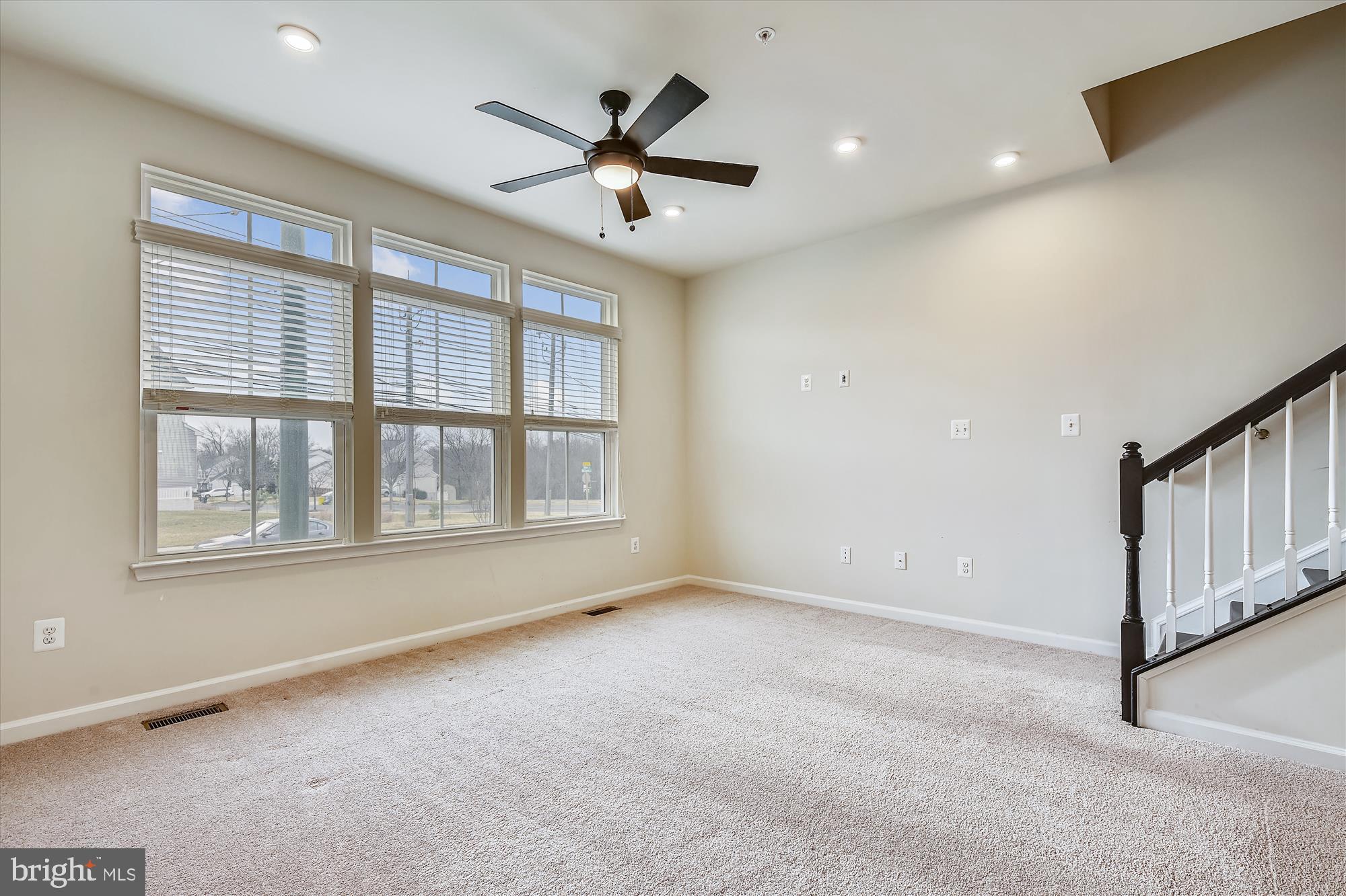 7521 Mundell Road Hanover, MD 21076 - Photo 3 of 36
