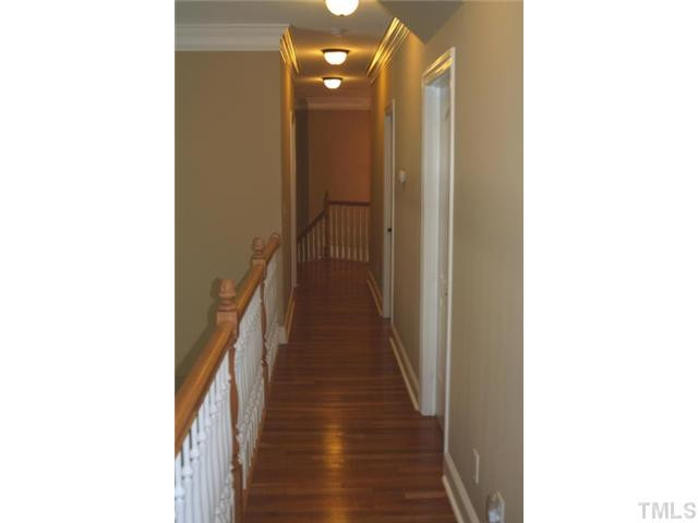 8110 Dreamy Way Raleigh, NC 27613 - Photo 18 of 20 Second floor hallway