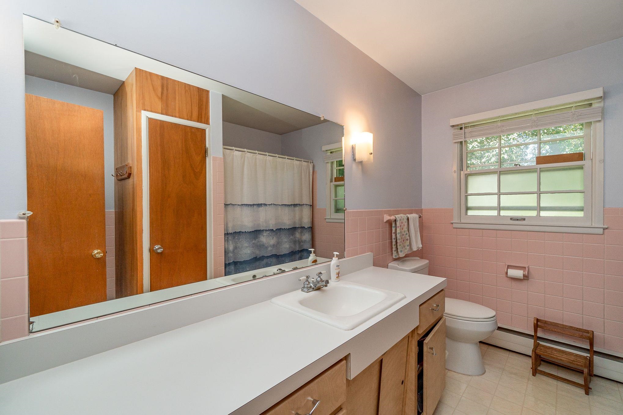 960 Falkirk Road Alma, MI 48801 - Photo 14 of 25 1901390-13.JPG