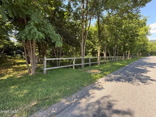 $39,900 | Off Donahue Manor Road, Bedford, PA 15522