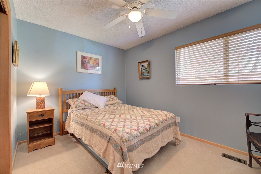 9618 Northeast 198th Street Bothell, WA 98011 - Photo 14 of 24
