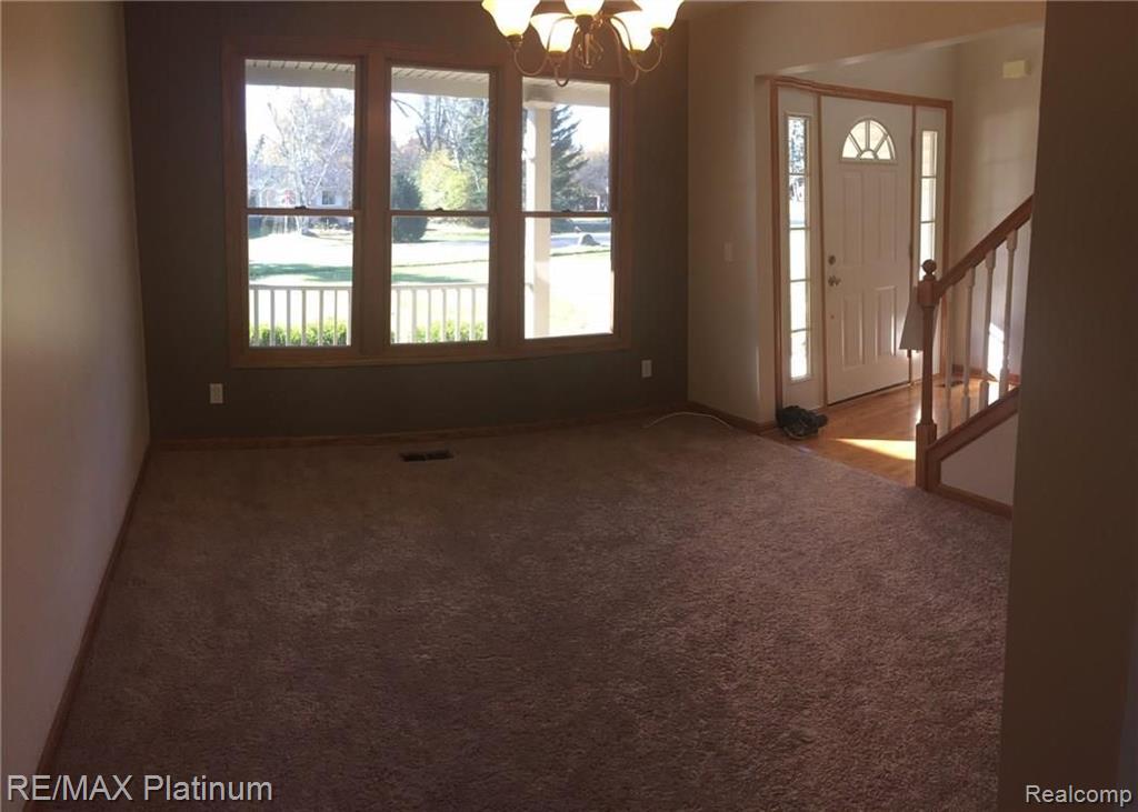 8501 Lee Road Brighton, MI 48116 - Photo 8 of 22