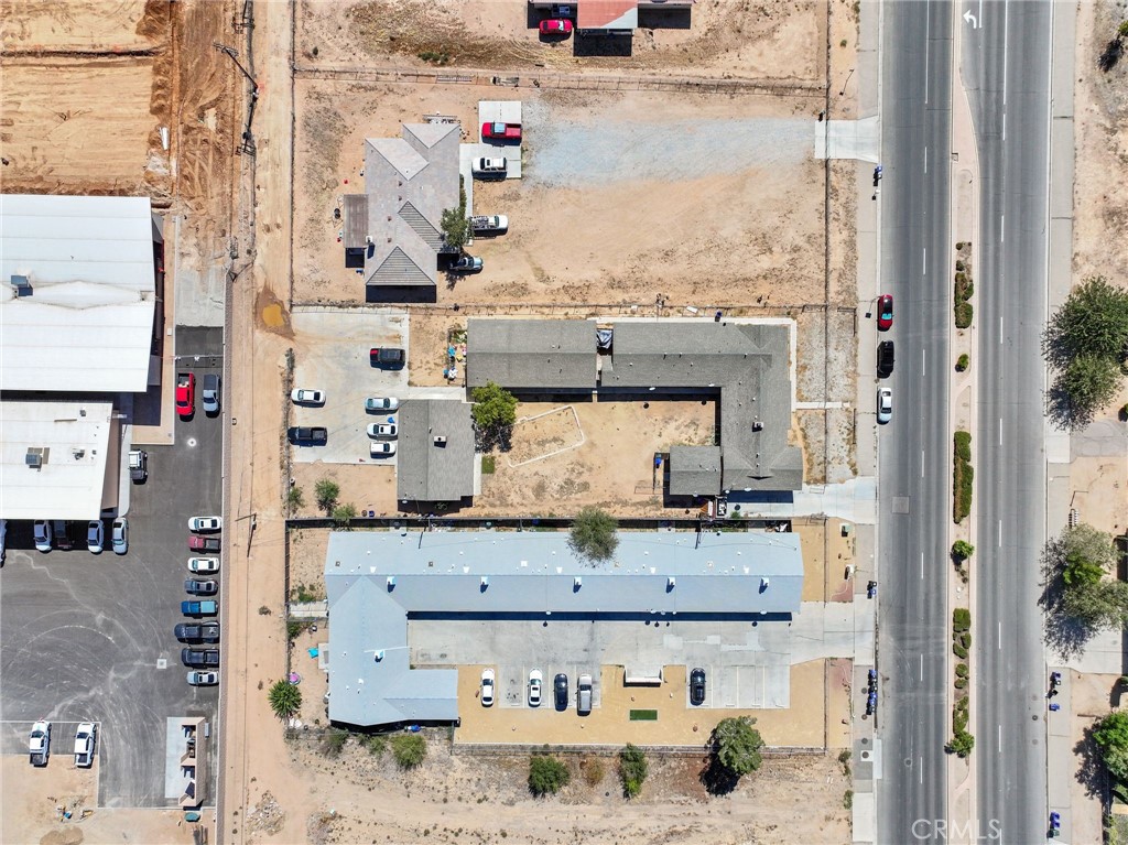 13341 Navajo Road Apple Valley, CA 92308 - Photo 11 of 16