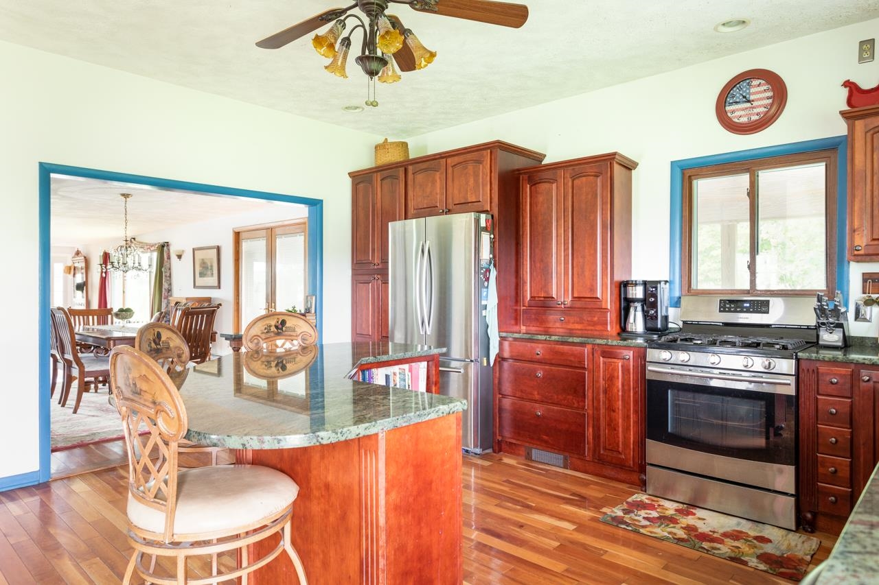 2399 Kroupa Road Traverse City, MI 49686 - Photo 16 of 72 1898154-28.JPG