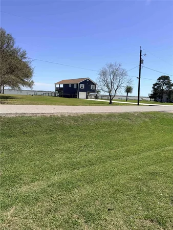 $50,000 | 1912 Bayview Drive, Palacios, TX 77465