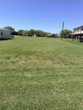 $50,000 | 1912 Bayview Drive, Palacios, TX 77465