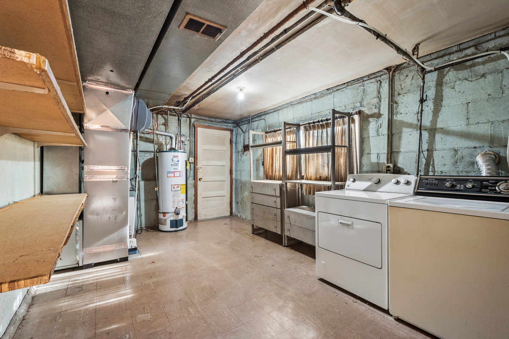 4159 Golf Road Skokie, IL 60076 - Photo 20 of 24 Gallery Image 20