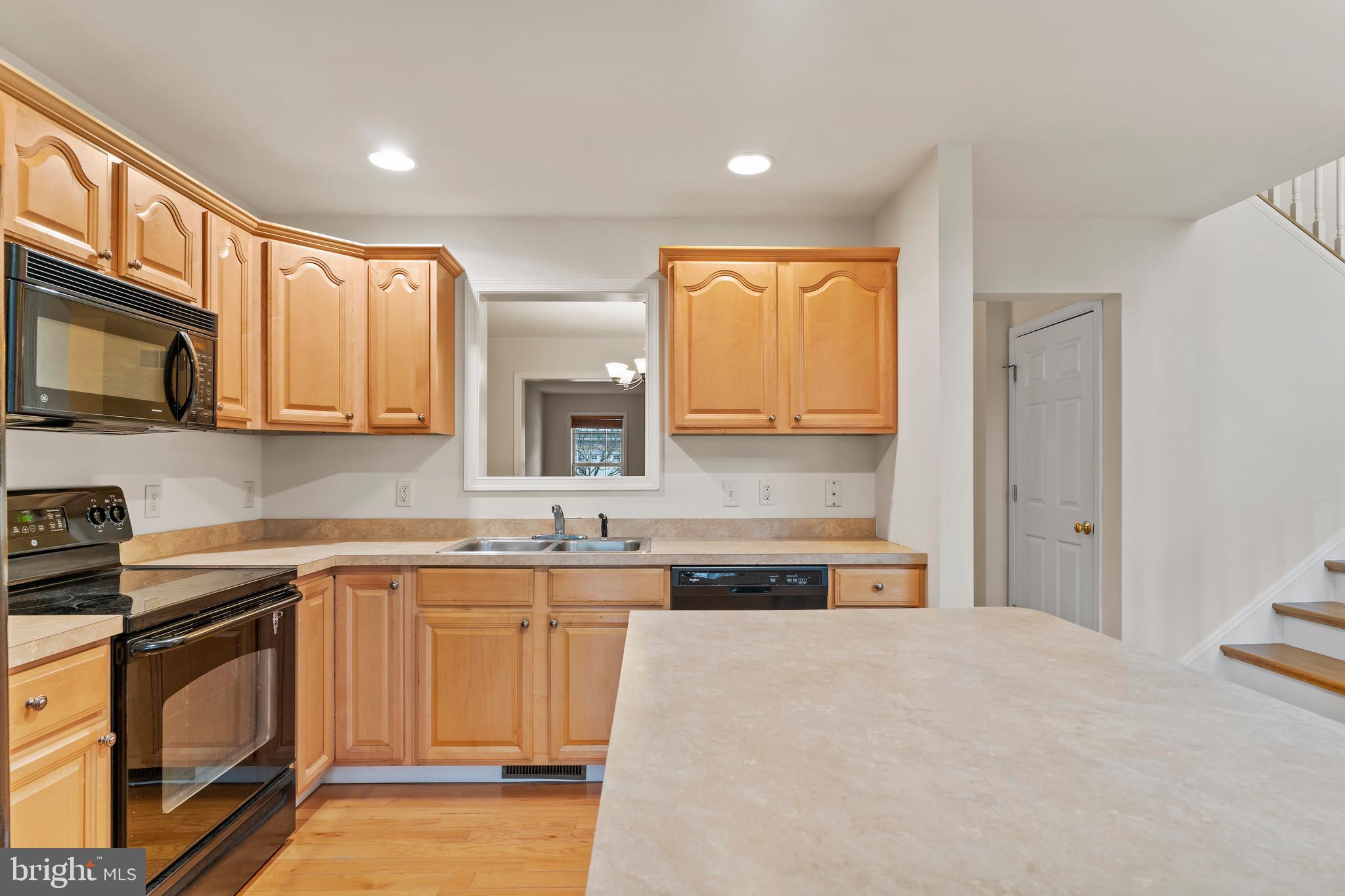 178 Mapleton Drive Harrisburg, PA 17112 - Photo 8 of 28