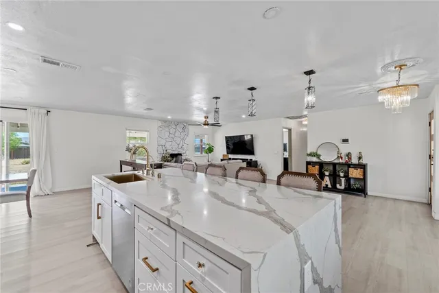 $775,000 | 8263 3rd, Hesperia, CA 92345