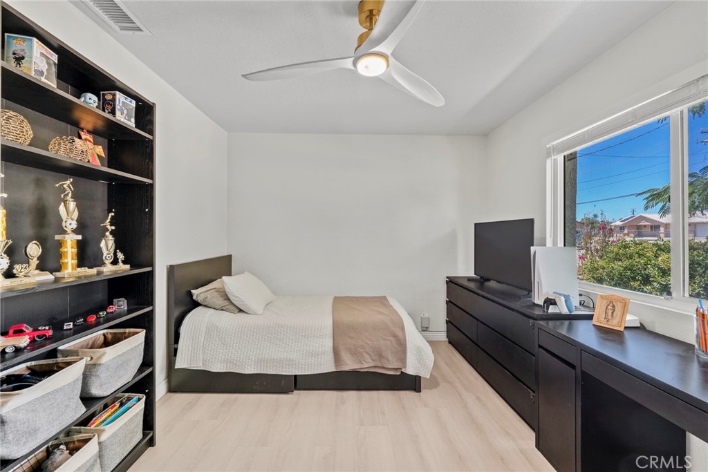 8263 3rd Hesperia, CA 92345 - Photo 24 of 60