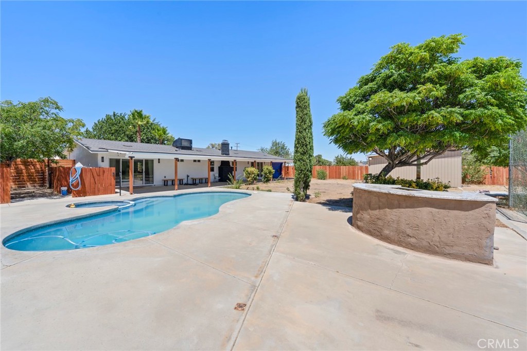 8263 3rd Hesperia, CA 92345 - Photo 37 of 60