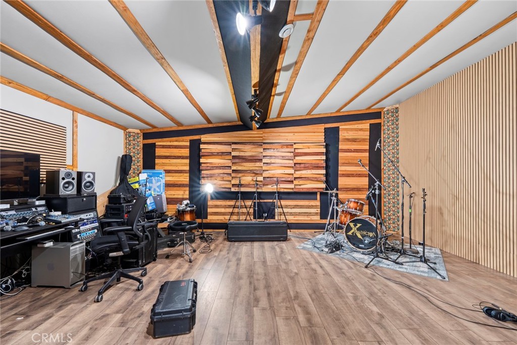 8263 3rd Hesperia, CA 92345 - Photo 40 of 60