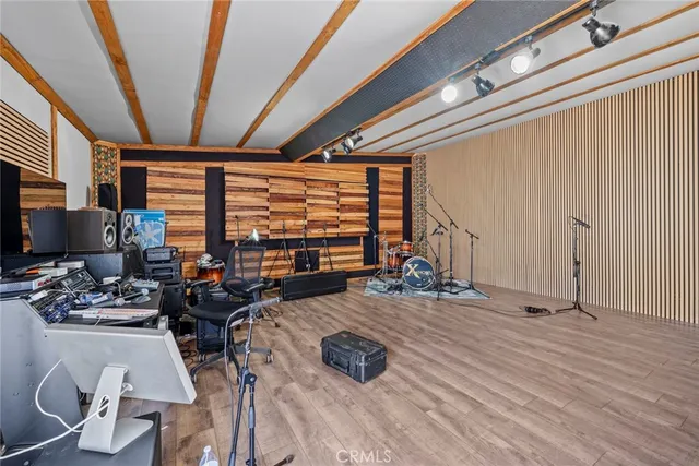 $775,000 | 8263 3rd, Hesperia, CA 92345