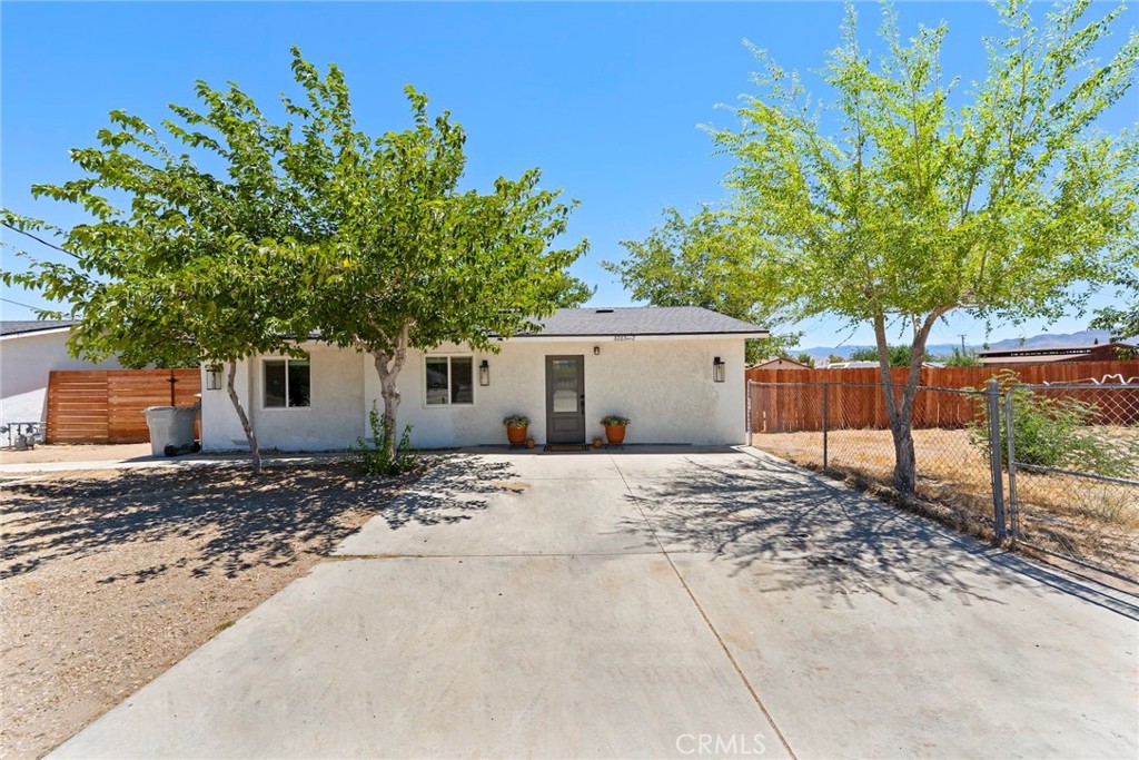 8263 3rd Hesperia, CA 92345 - Photo 44 of 60