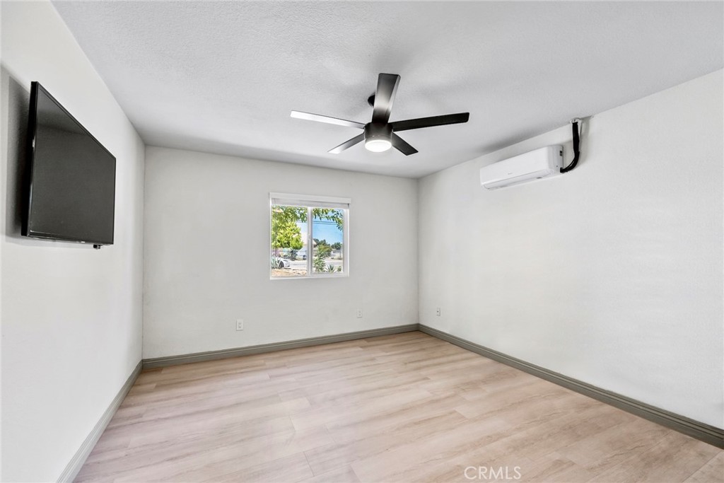 8263 3rd Hesperia, CA 92345 - Photo 53 of 60