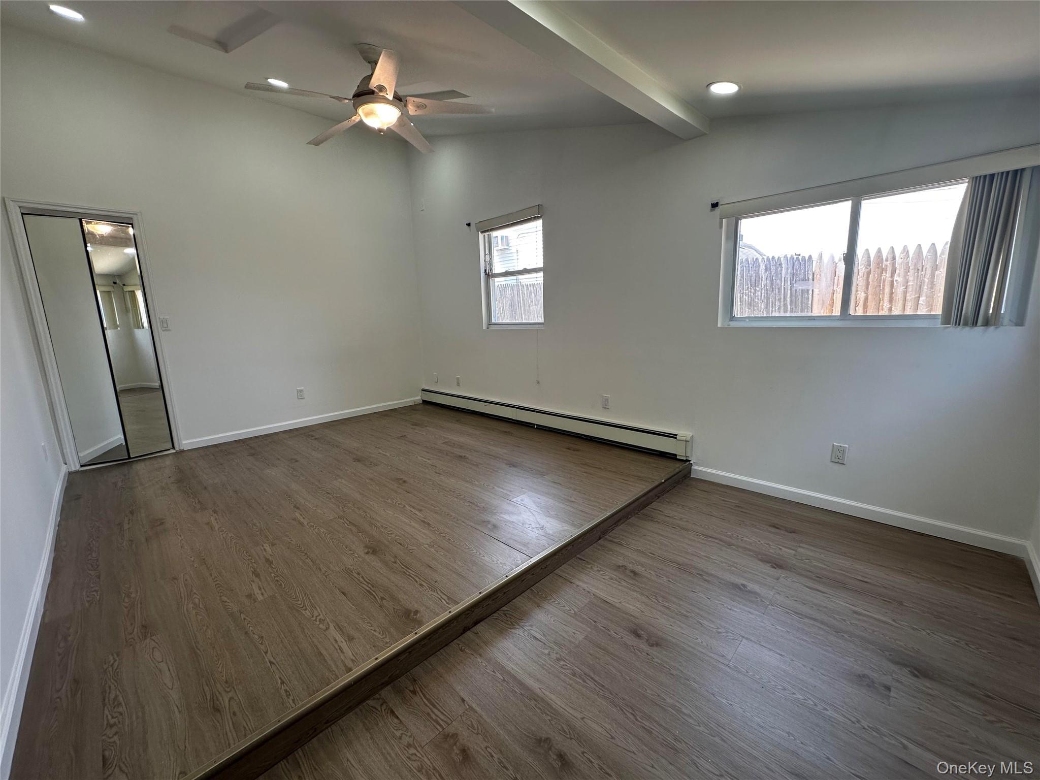 61 Friendly Road Hicksville, NY 11801 - Photo 7 of 15