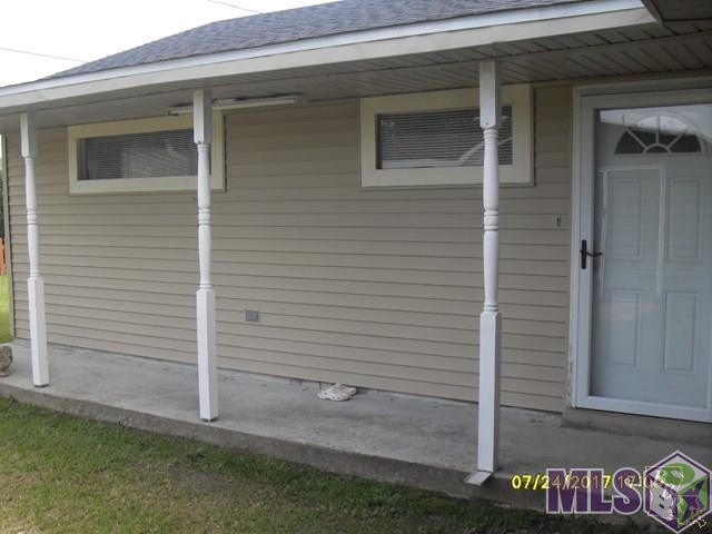 163 Sycamore Street Raceland, LA 70394 - Photo 10 of 11 Back porch