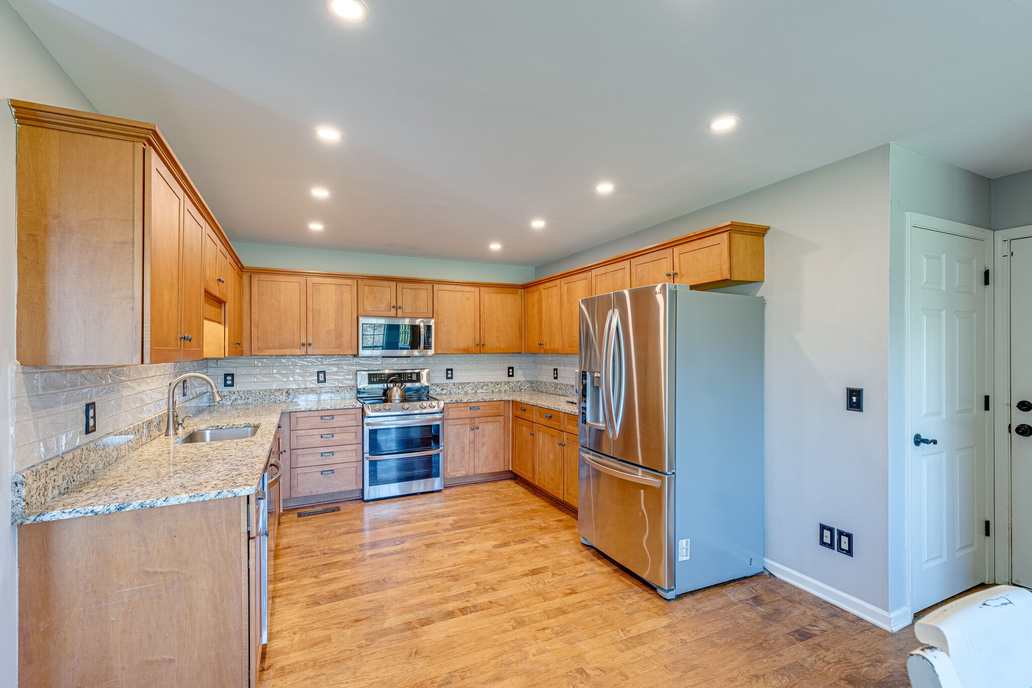 2352 Darks Mill Road Columbia, TN 38401 - Photo 11 of 36 Gallery Image 11