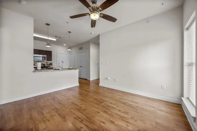 $1,050 | 6725 Circle S Road, Unit A2308, Austin, TX 78745