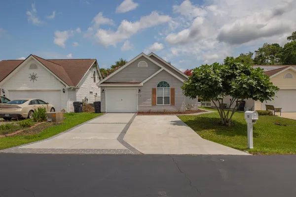 $2,100 | 112 Dusty Trail Lane, Myrtle Beach, SC 29575