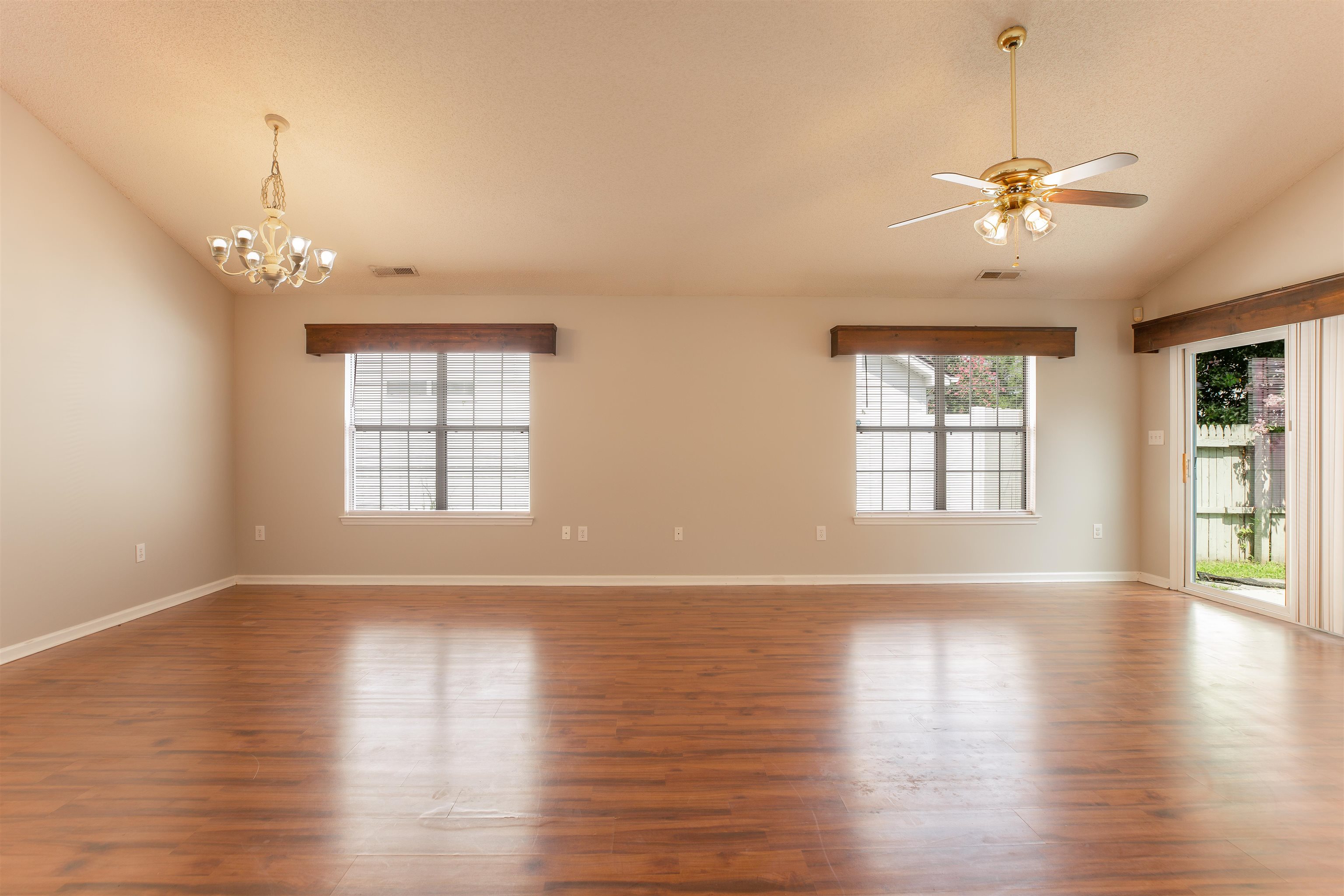 112 Dusty Trail Lane Myrtle Beach, SC 29575 - Photo 3 of 30
