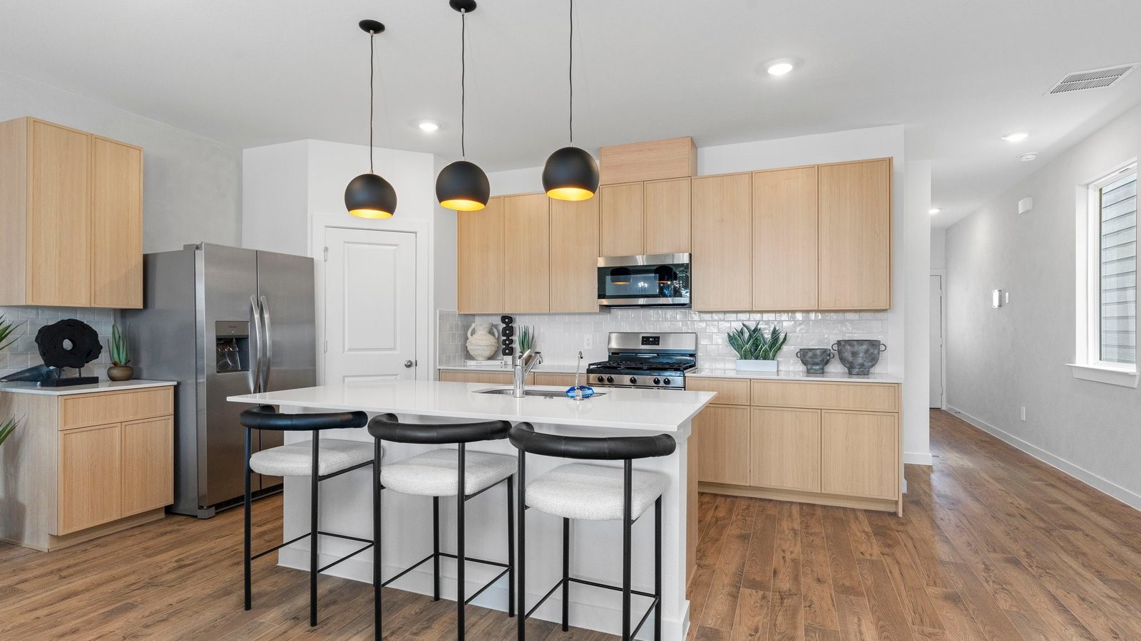 3551 Blue Mockingbird Street Katy, TX 77494 - Photo 6 of 46 *Options vary. Dimensions approximate. Images/3D tour for illustration only.