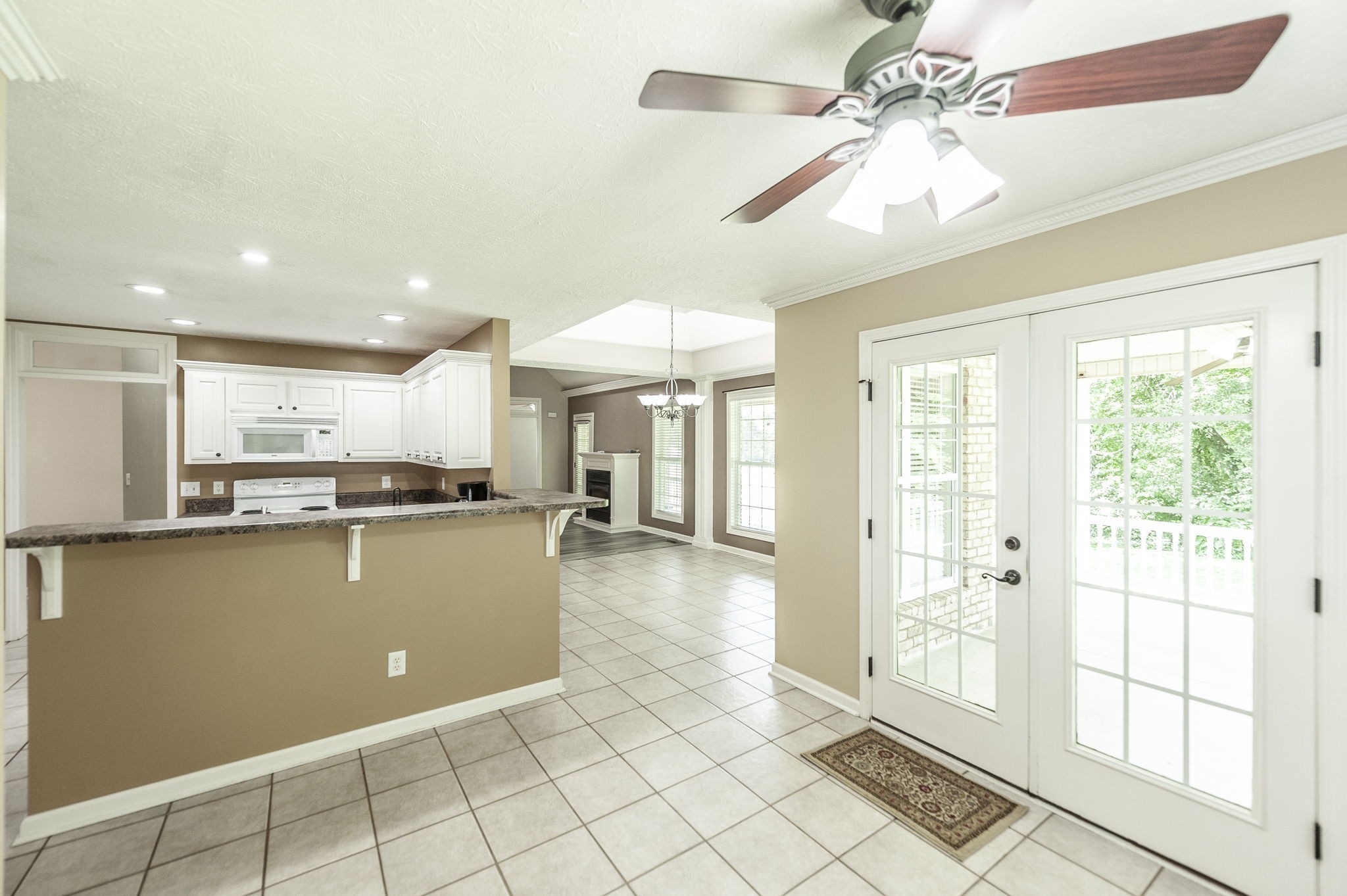 1045 Emerald Way Castalian Springs, TN 37031 - Photo 8 of 45