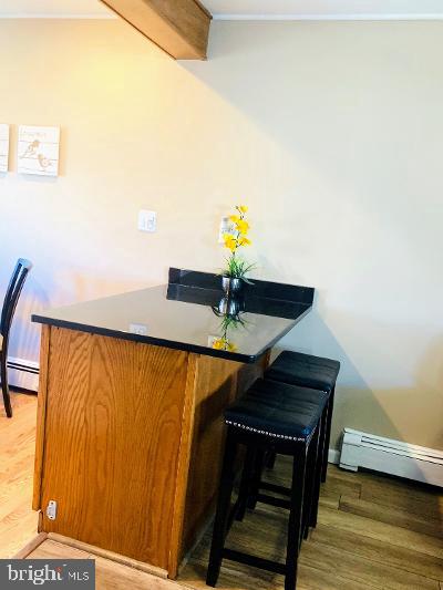 35 Greenbriar Road Levittown, PA 19057 - Photo 4 of 14 Breakfast bar area