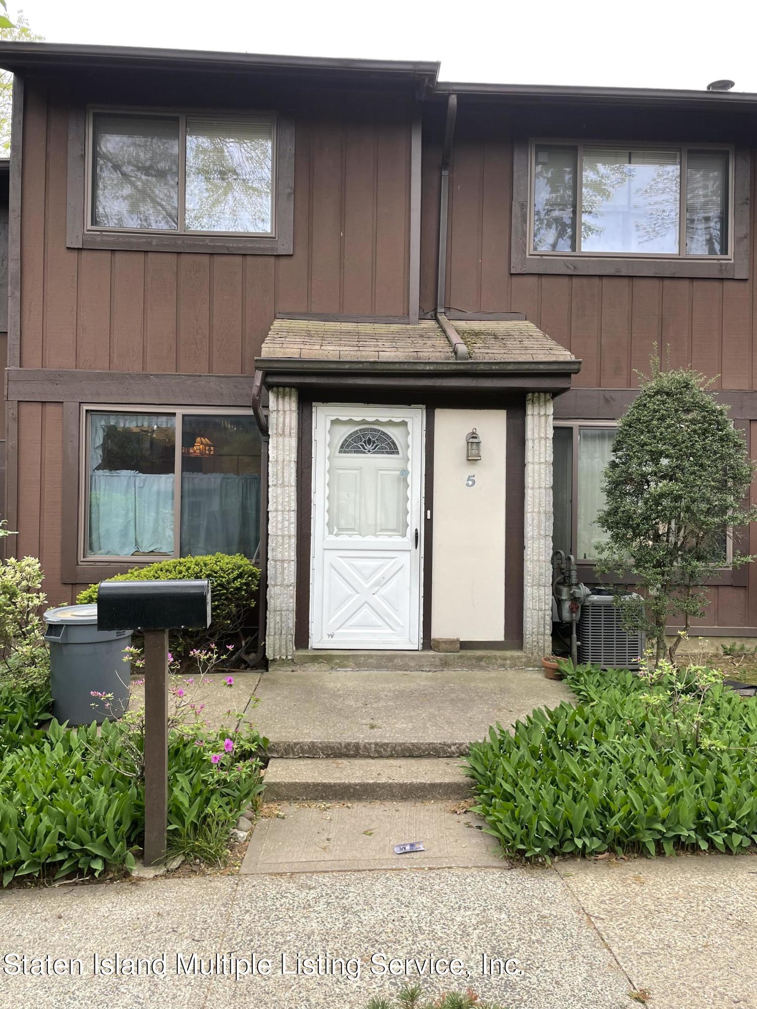 5 Rumson Road Staten Island, NY 10314 - Photo 2 of 17 Photo May 03, 11 06 28