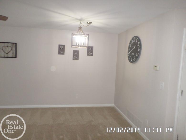 34120 Utica Road Fraser, MI 48026 - Photo 6 of 17 Dining Area