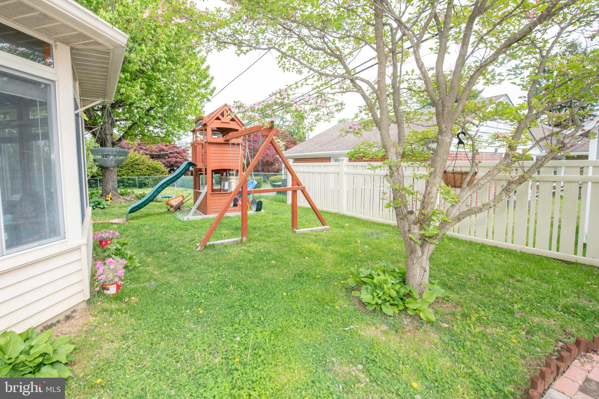 1259 Glenbrook Road Huntingdon Valley, PA 19006 - Photo 7 of 78 Gallery Image 7