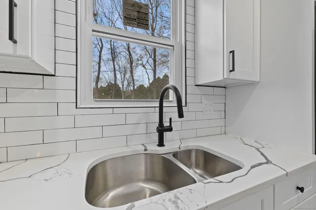 $3,200 | 19 Henry Street, Watertown, CT 06779