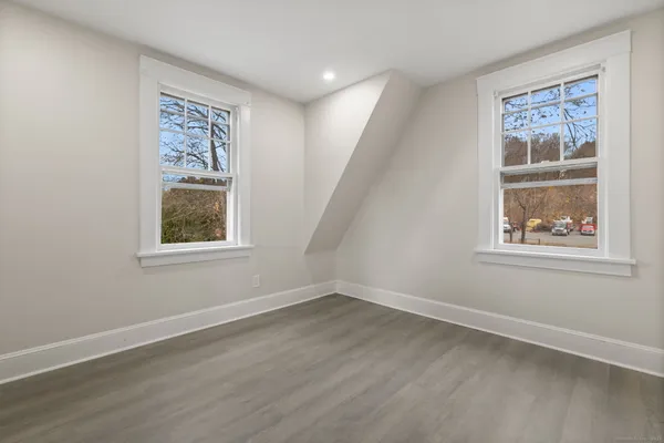 $2,600 | 19 Henry Street, Watertown, CT 06779