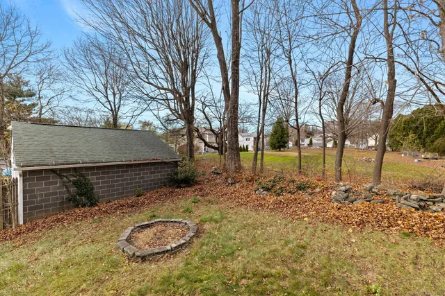 $3,200 | 19 Henry Street, Watertown, CT 06779