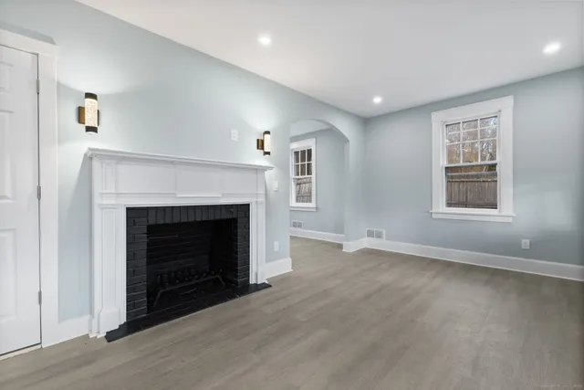 $3,200 | 19 Henry Street, Watertown, CT 06779