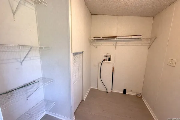 $1,600 | 4506 Legend Falls, San Antonio, TX 78253