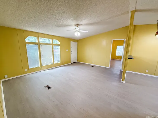 $1,600 | 4506 Legend Falls, San Antonio, TX 78253