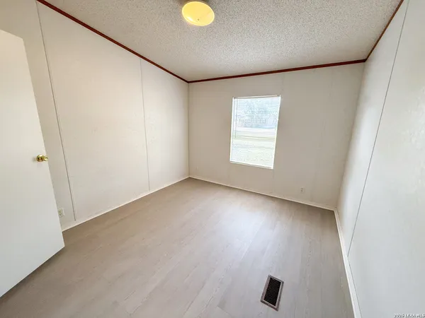 $1,600 | 4506 Legend Falls, San Antonio, TX 78253