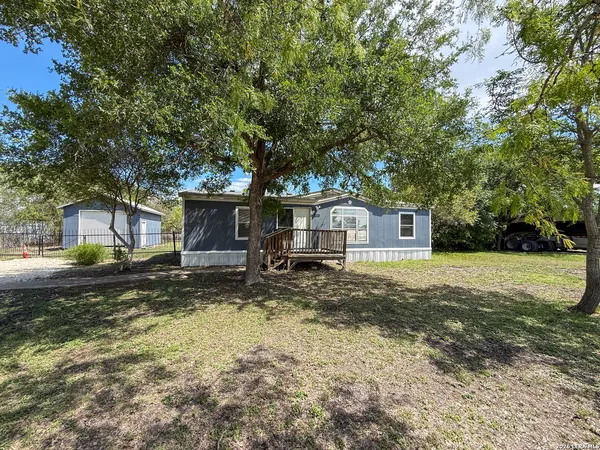 $1,600 | 4506 Legend Falls, San Antonio, TX 78253