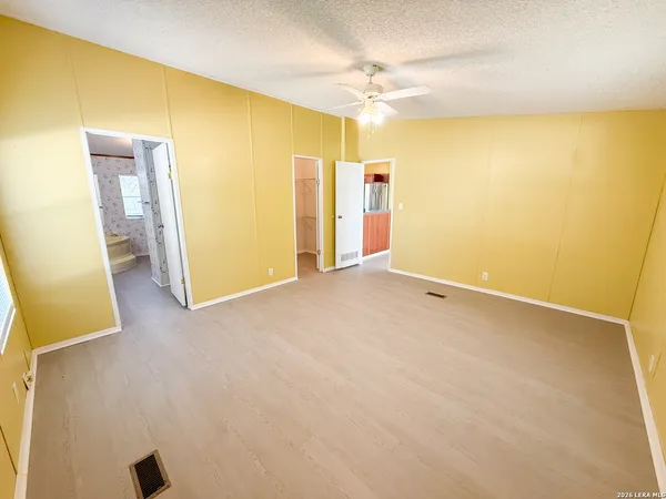 $1,600 | 4506 Legend Falls, San Antonio, TX 78253