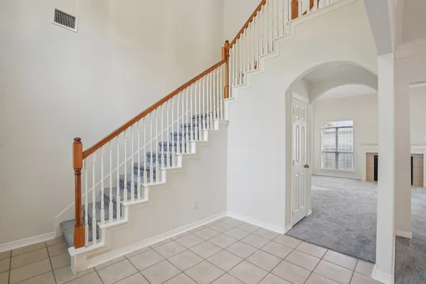 $2,800 | 7803 Deerwood Lake Drive, Humble, TX 77346