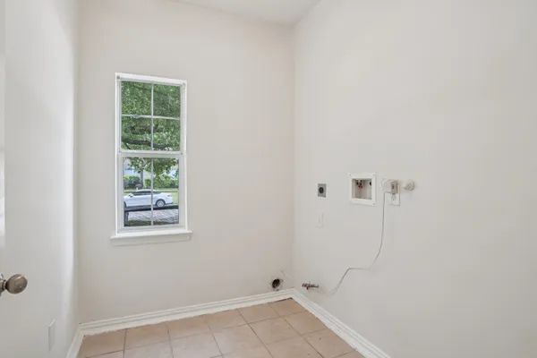 $2,800 | 7803 Deerwood Lake Drive, Humble, TX 77346