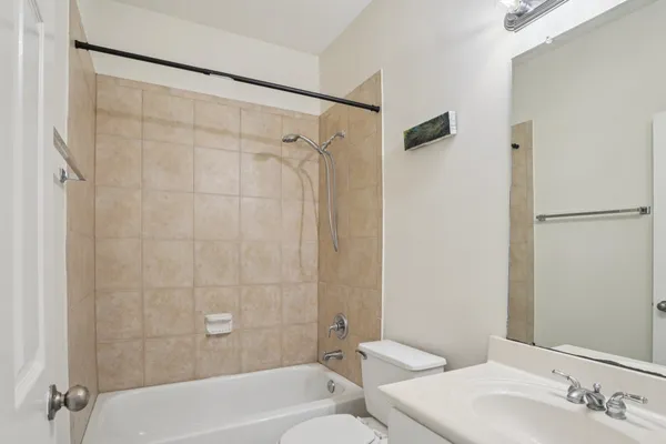 $2,800 | 7803 Deerwood Lake Drive, Humble, TX 77346