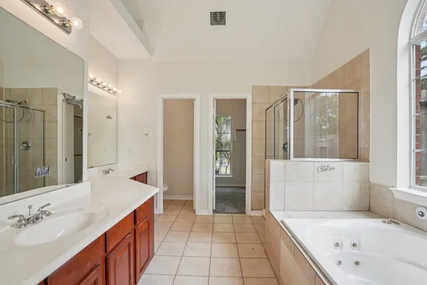 $2,800 | 7803 Deerwood Lake Drive, Humble, TX 77346