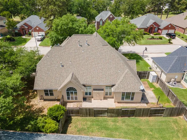 $2,800 | 7803 Deerwood Lake Drive, Humble, TX 77346