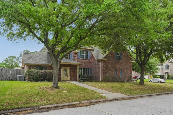 $2,800 | 7803 Deerwood Lake Drive, Humble, TX 77346