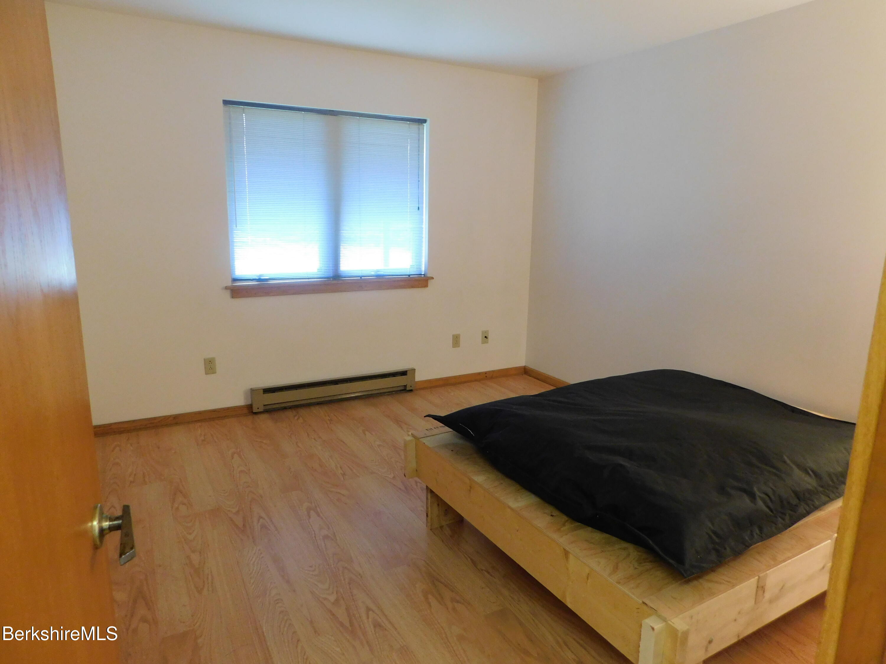 122 Thomas Island Road Pittsfield, MA 01201 - Photo 25 of 36 DSCN0019