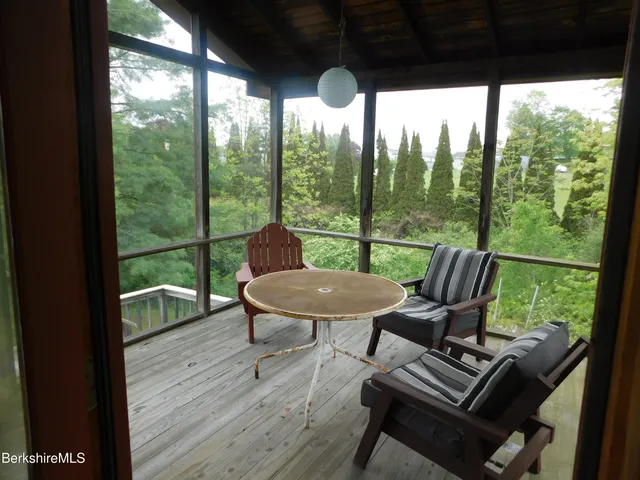 $3,500 | 122 Thomas Island Road, Pittsfield, MA 01201