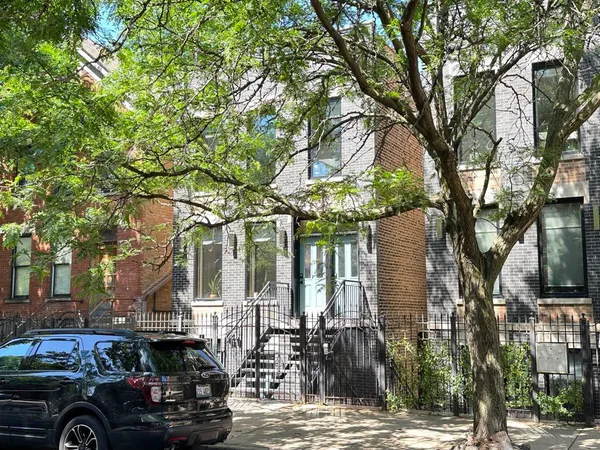 $3,500 | 1424 North Bosworth Avenue, Unit 1, Chicago, IL 60642