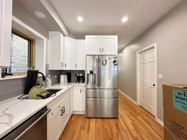 $3,500 | 1424 North Bosworth Avenue, Unit 1, Chicago, IL 60642